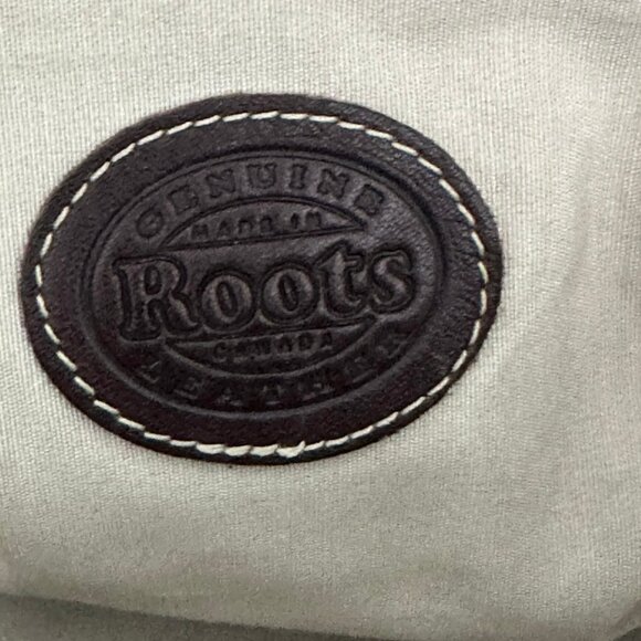 Roots Brown Leather Purse - Picture 4 of 5